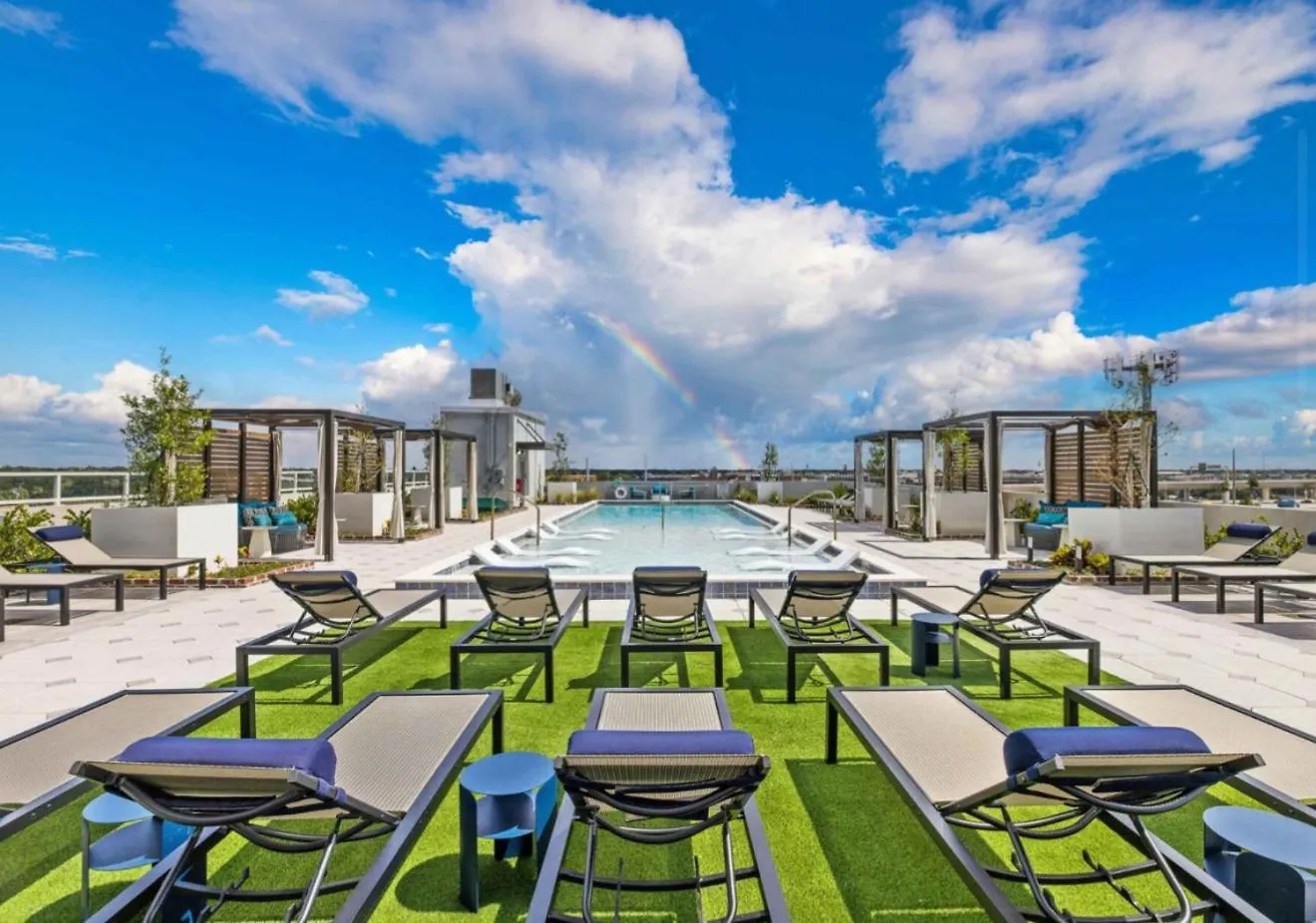 Chic Balcony King Suite Apartment In Channelside Tampa
