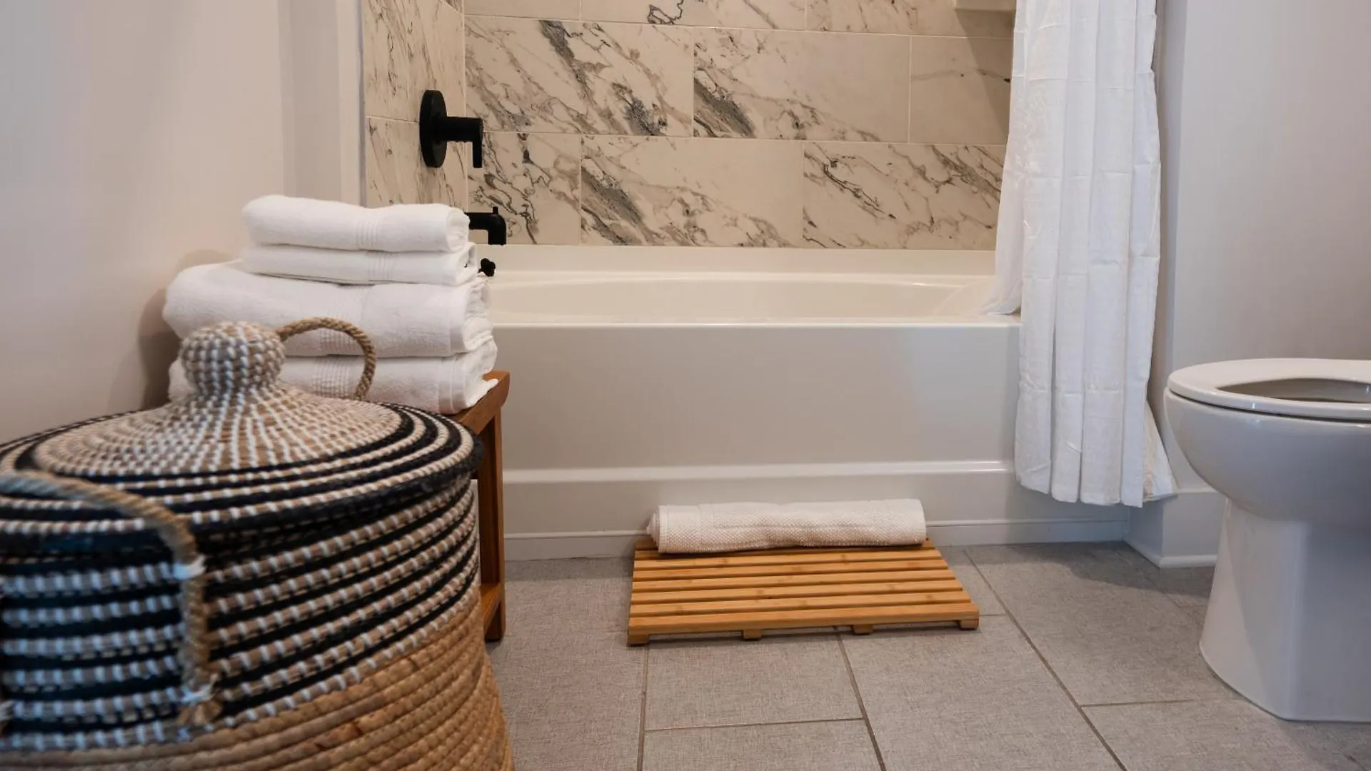 Chic Balcony King Suite Apartment In Channelside Tampa Verenigde Staten
